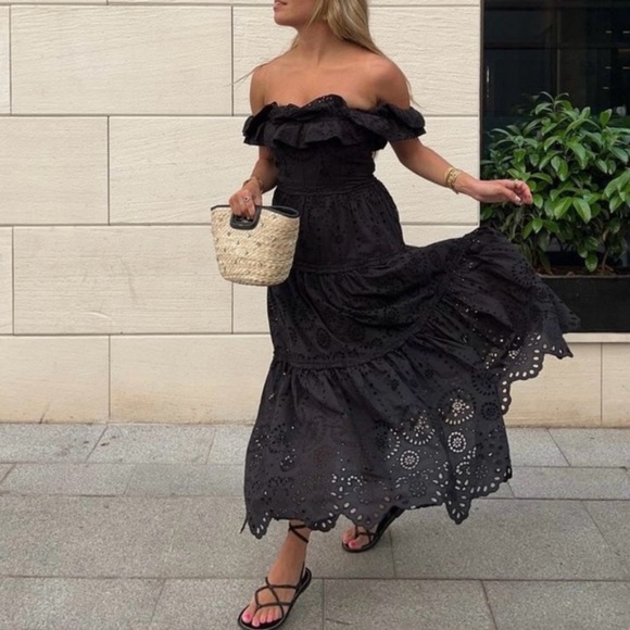 Zara embroidered eyelet cotton midi dress, XS, black, ruffles, tiered skirt Chic - Picture 11 of 14